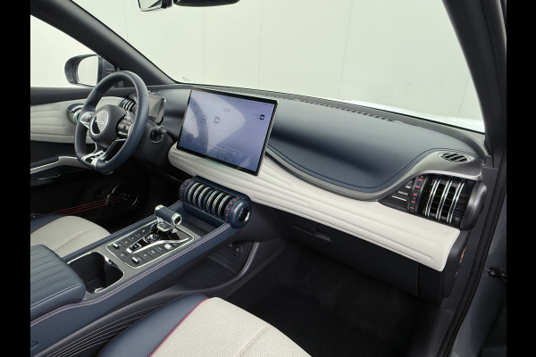 BYD ATTO 3 60kWh Design SOH 98% Pano-dak Leer+Elektr.Verst. Warmtepomp Adaptieve Cruise 360°Camera Apple Carplay Android Auto Elektr.Achter Verkeersbord detectie WiFi DAB Led Rijstrooksensor Keyless Smartphone Entry Fabrieksgarantie tot 20-12-2030/150.000km Garantie. Op de LFP Accu tot 20-12-2030/200.000km €44.000,- Nieuw! BYD ATTO 3 60kWh Design SOH 98% Pano-dak Leer+Elektr.Verst. Warmtepomp Adaptieve Cruise 360°Camera Apple Carplay Android Auto Elektr.Achter Verkeersbord detectie WiFi DAB Led Rijstrooksensor Keyless Smartphone Entry Fabrieksgarantie tot 20-12-2030/150.000km Garantie. Op de LFP Accu tot 20-12-2030/200.000km €44.000,- Nieuw!