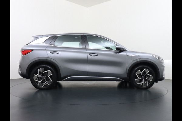 BYD ATTO 3 60kWh Design SOH 98% Pano-dak Leer+Elektr.Verst. Warmtepomp Adaptieve Cruise 360°Camera Apple Carplay Android Auto Elektr.Achter Verkeersbord detectie WiFi DAB Led Rijstrooksensor Keyless Smartphone Entry Fabrieksgarantie tot 20-12-2030/150.000km Garantie. Op de LFP Accu tot 20-12-2030/200.000km €44.000,- Nieuw! BYD ATTO 3 60kWh Design SOH 98% Pano-dak Leer+Elektr.Verst. Warmtepomp Adaptieve Cruise 360°Camera Apple Carplay Android Auto Elektr.Achter Verkeersbord detectie WiFi DAB Led Rijstrooksensor Keyless Smartphone Entry Fabrieksgarantie tot 20-12-2030/150.000km Garantie. Op de LFP Accu tot 20-12-2030/200.000km €44.000,- Nieuw!