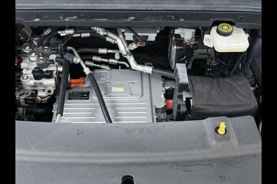 BYD ATTO 3 60kWh Design SOH 98% Pano-dak Leer+Elektr.Verst. Warmtepomp Adaptieve Cruise 360°Camera Apple Carplay Android Auto Elektr.Achter Verkeersbord detectie WiFi DAB Led Rijstrooksensor Keyless Smartphone Entry Fabrieksgarantie tot 20-12-2030/150.000km Garantie. Op de LFP Accu tot 20-12-2030/200.000km €44.000,- Nieuw! BYD ATTO 3 60kWh Design SOH 98% Pano-dak Leer+Elektr.Verst. Warmtepomp Adaptieve Cruise 360°Camera Apple Carplay Android Auto Elektr.Achter Verkeersbord detectie WiFi DAB Led Rijstrooksensor Keyless Smartphone Entry Fabrieksgarantie tot 20-12-2030/150.000km Garantie. Op de LFP Accu tot 20-12-2030/200.000km €44.000,- Nieuw!