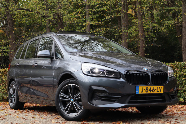 BMW 2 Serie Gran Tourer 218i High Executive Edition | Pano | Camera | ACC | Trekhaak | Automaat |