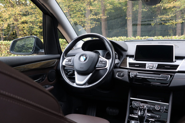 BMW 2 Serie Gran Tourer 218i High Executive Edition | Pano | Camera | ACC | Trekhaak | Automaat |