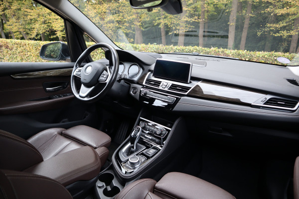 BMW 2 Serie Gran Tourer 218i High Executive Edition | Pano | Camera | ACC | Trekhaak | Automaat |