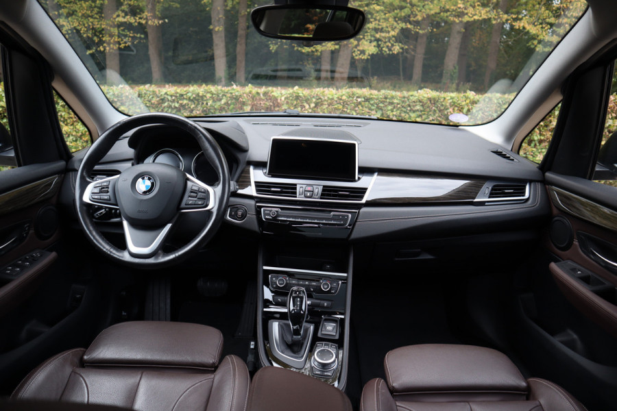 BMW 2 Serie Gran Tourer 218i High Executive Edition | Pano | Camera | ACC | Trekhaak | Automaat |
