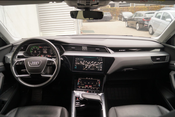 Audi e-tron 50 Quattro 71kWh Business Edition Plus -PANO-LEER-ECC- Audi e-tron 50 Quattro 71kWh Business Edition Plus -PANO-LEER-ECC-