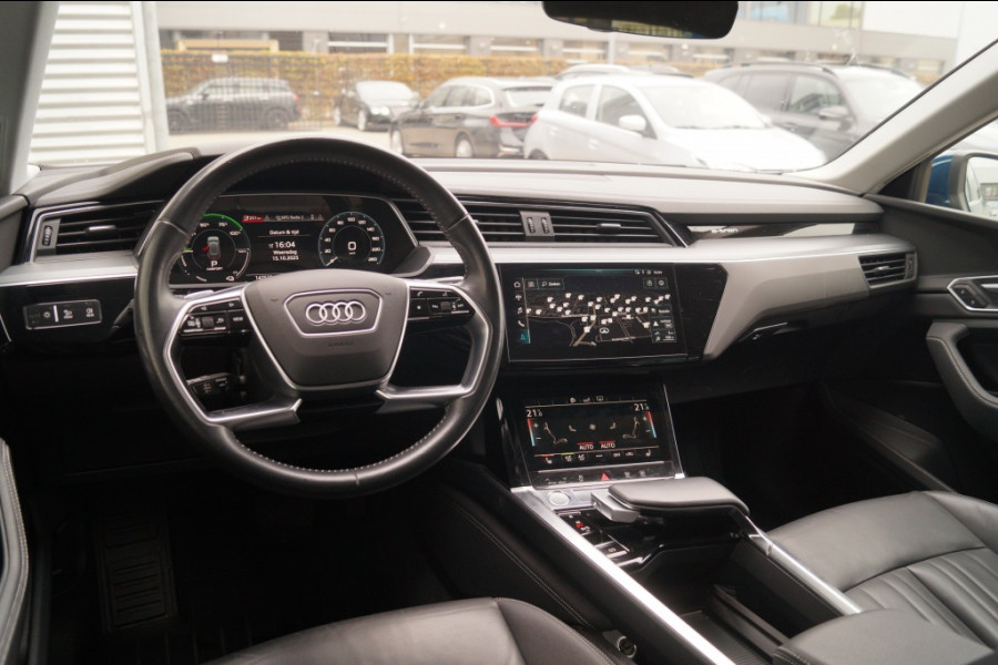 Audi e-tron 50 Quattro 71kWh Business Edition Plus -PANO-LEER-ECC- Audi e-tron 50 Quattro 71kWh Business Edition Plus -PANO-LEER-ECC-