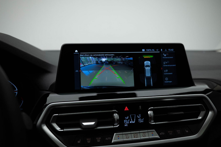 BMW X3 xDrive20i Business Edition Plus |Pano|Leder|Adaptive|