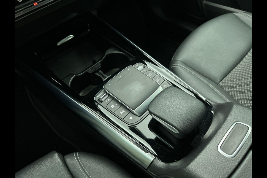 Mercedes-Benz GLA 200 Black Line 163PK CAMERA | NAVI | STOF-LEDER Mercedes-Benz GLA 200 Black Line 163PK CAMERA | NAVI | STOF-LEDER