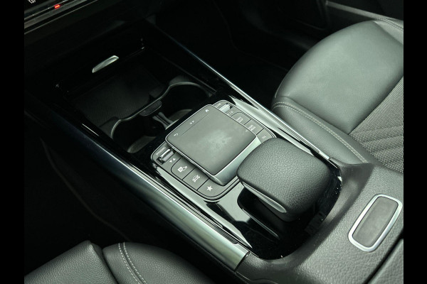 Mercedes-Benz GLA 200 Black Line 163PK CAMERA | NAVI | STOF-LEDER Mercedes-Benz GLA 200 Black Line 163PK CAMERA | NAVI | STOF-LEDER