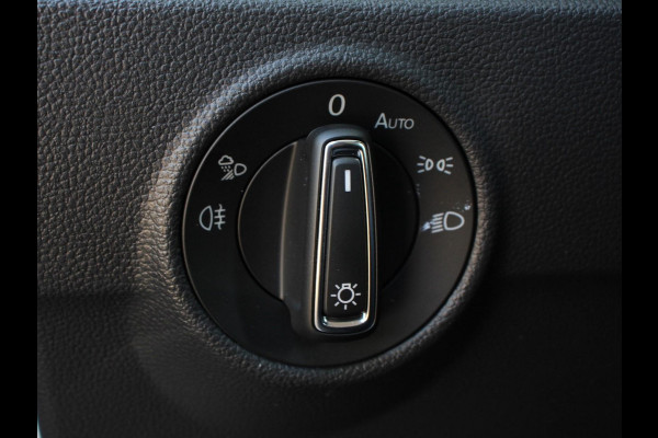 Volkswagen T-Roc 1.5 TSI 150pk DSG Style Edition | Navigatie | Apple Carplay/Android Auto | Camera | Parkeersensoren | Adaptive Cruise Control | Dodehoek Assistent | Elektrische achterklep | Stoel- en stuurverwarming | Full Led | Climate Control | Lichtmetalen velgen Volkswagen T-Roc 1.5 TSI 150pk DSG Style Edition | Navigatie | Apple Carplay/Android Auto | Camera | Parkeersensoren | Adaptive Cruise Control | Dodehoek Assistent | Elektrische achterklep | Stoel- en stuurverwarming | Full Led | Climate Control | Lichtmetalen velgen