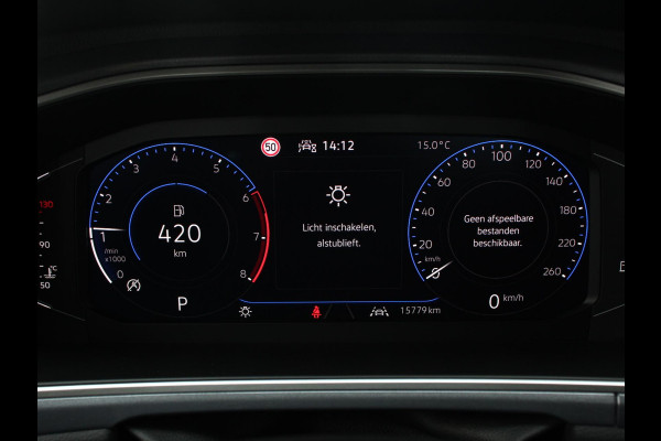 Volkswagen T-Roc 1.5 TSI 150pk DSG Style Edition | Navigatie | Apple Carplay/Android Auto | Camera | Parkeersensoren | Adaptive Cruise Control | Dodehoek Assistent | Elektrische achterklep | Stoel- en stuurverwarming | Full Led | Climate Control | Lichtmetalen velgen Volkswagen T-Roc 1.5 TSI 150pk DSG Style Edition | Navigatie | Apple Carplay/Android Auto | Camera | Parkeersensoren | Adaptive Cruise Control | Dodehoek Assistent | Elektrische achterklep | Stoel- en stuurverwarming | Full Led | Climate Control | Lichtmetalen velgen