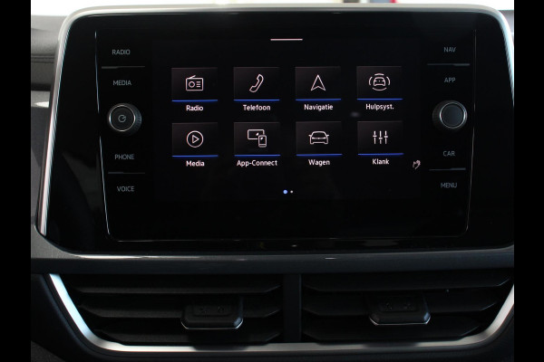 Volkswagen T-Roc 1.5 TSI 150pk DSG Style Edition | Navigatie | Apple Carplay/Android Auto | Camera | Parkeersensoren | Adaptive Cruise Control | Dodehoek Assistent | Elektrische achterklep | Stoel- en stuurverwarming | Full Led | Climate Control | Lichtmetalen velgen Volkswagen T-Roc 1.5 TSI 150pk DSG Style Edition | Navigatie | Apple Carplay/Android Auto | Camera | Parkeersensoren | Adaptive Cruise Control | Dodehoek Assistent | Elektrische achterklep | Stoel- en stuurverwarming | Full Led | Climate Control | Lichtmetalen velgen