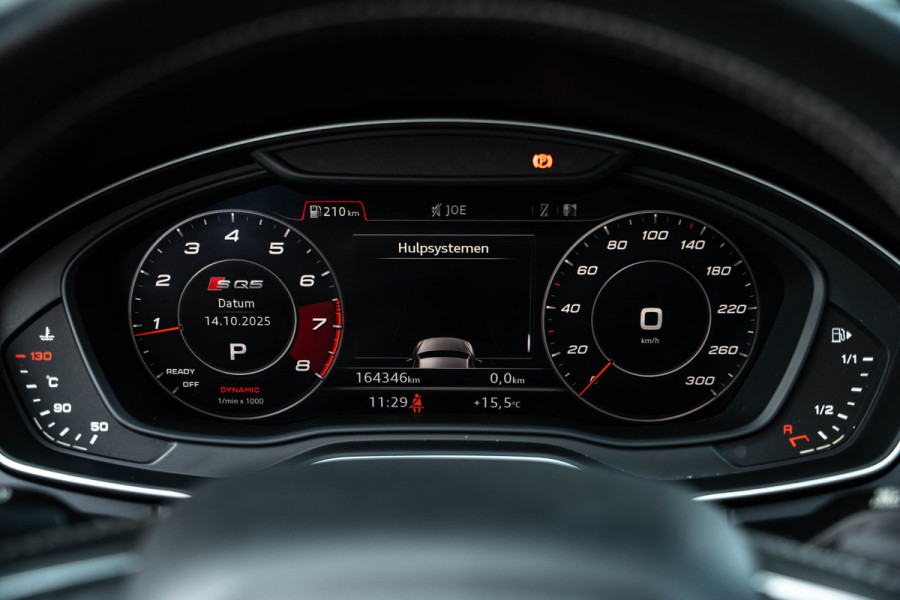 Audi SQ5 3.0 TFSI quattro Pro Line Plus - Panorama | RS Seats | B&O | Audi SQ5 3.0 TFSI quattro Pro Line Plus - Panorama | RS Seats | B&O |