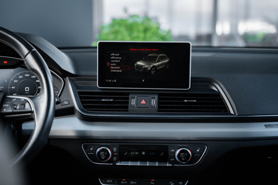 Audi SQ5 3.0 TFSI quattro Pro Line Plus - Panorama | RS Seats | B&O | Audi SQ5 3.0 TFSI quattro Pro Line Plus - Panorama | RS Seats | B&O |