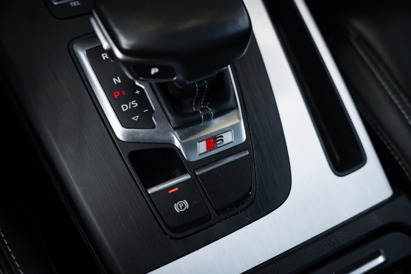 Audi SQ5 3.0 TFSI quattro Pro Line Plus - Panorama | RS Seats | B&O | Audi SQ5 3.0 TFSI quattro Pro Line Plus - Panorama | RS Seats | B&O |