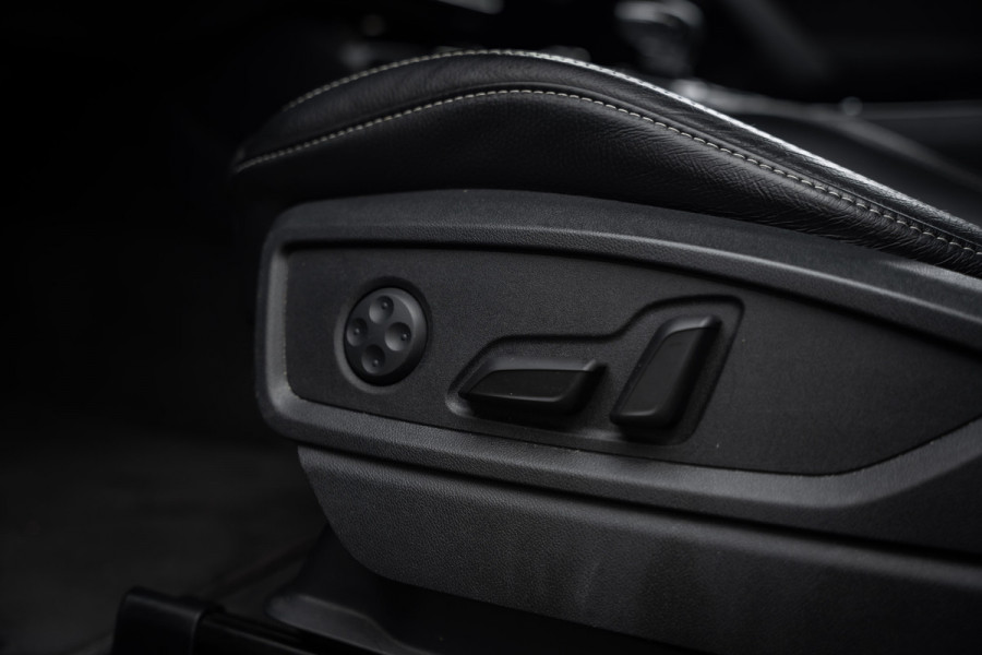 Audi SQ5 3.0 TFSI quattro Pro Line Plus - Panorama | RS Seats | B&O | Audi SQ5 3.0 TFSI quattro Pro Line Plus - Panorama | RS Seats | B&O |