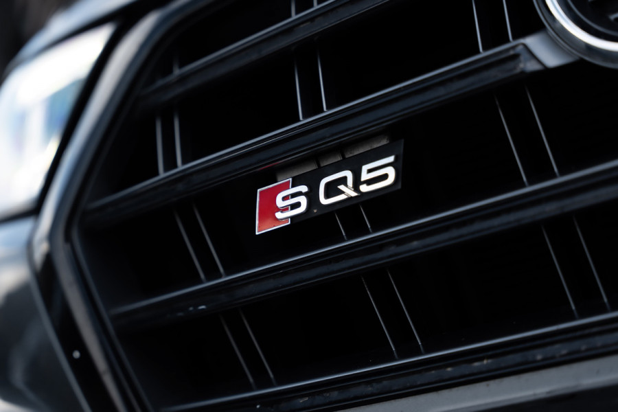 Audi SQ5 3.0 TFSI quattro Pro Line Plus - Panorama | RS Seats | B&O | Audi SQ5 3.0 TFSI quattro Pro Line Plus - Panorama | RS Seats | B&O |