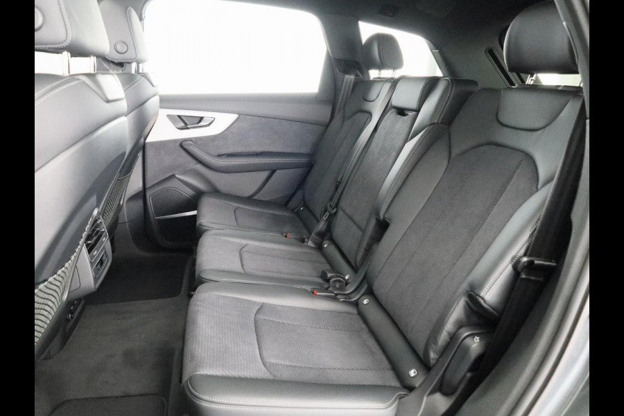 Audi Q7 55 TFSI e quattro Pro Line S 394pk Panoramadak, adaptive cruisecontrol, B&O soundsysteem, optiekpakket zwart Plus Audi Q7 55 TFSI e quattro Pro Line S 394pk Panoramadak, adaptive cruisecontrol, B&O soundsysteem, optiekpakket zwart Plus