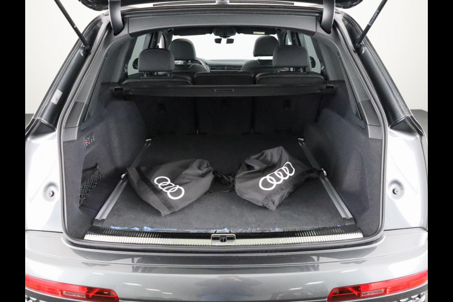 Audi Q7 55 TFSI e quattro Pro Line S 394pk Panoramadak, adaptive cruisecontrol, B&O soundsysteem, optiekpakket zwart Plus Audi Q7 55 TFSI e quattro Pro Line S 394pk Panoramadak, adaptive cruisecontrol, B&O soundsysteem, optiekpakket zwart Plus