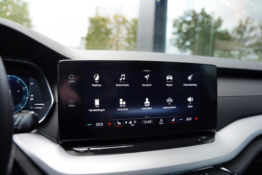 Škoda Octavia Combi 1.0 e-TSI Sport Business Škoda Octavia Combi 1.0 e-TSI Sport Business