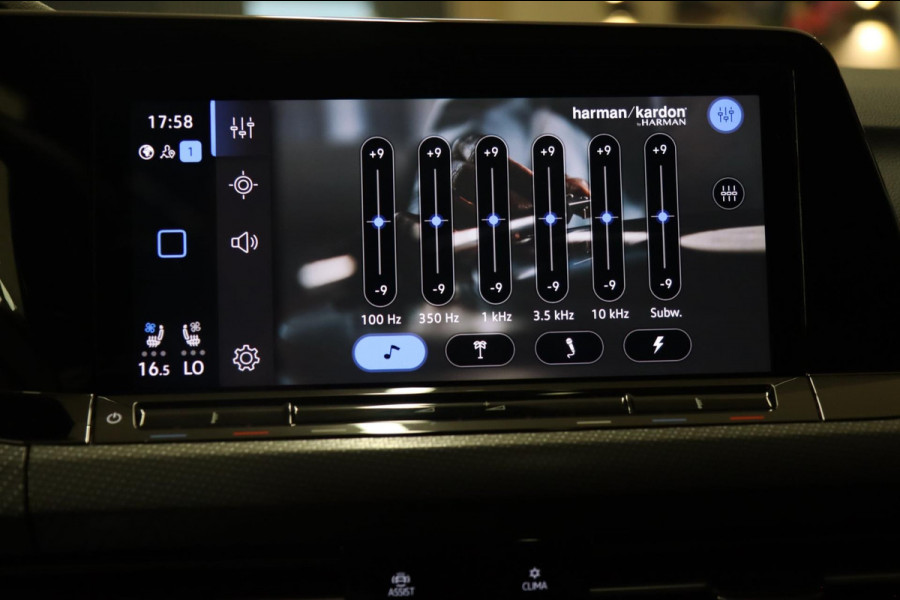 Volkswagen Golf 2.0 TSI R 4Motion PERFORMANCE AKRA/ABT/PANO/CAM/IQ/H&K/BOMVOL