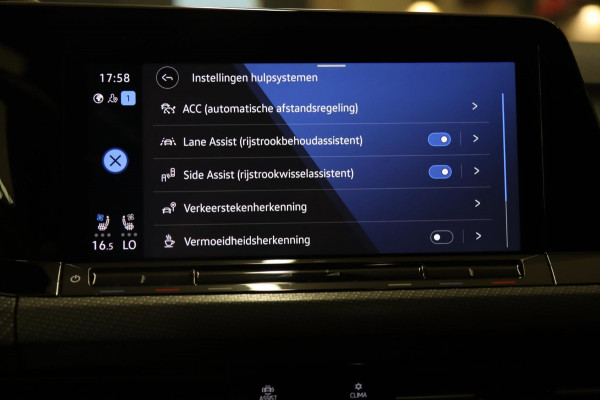 Volkswagen Golf 2.0 TSI R 4Motion PERFORMANCE AKRA/ABT/PANO/CAM/IQ/H&K/BOMVOL