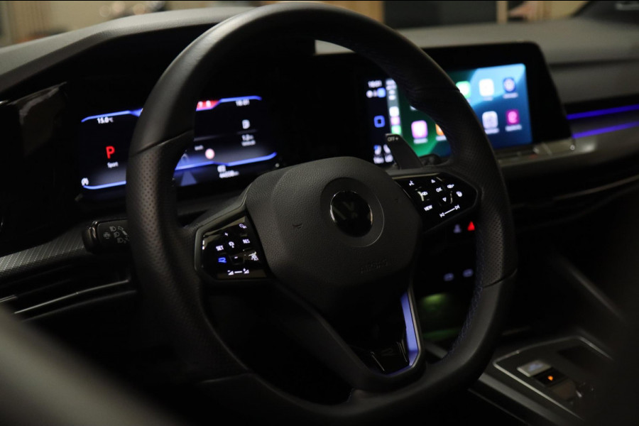 Volkswagen Golf 2.0 TSI R 4Motion PERFORMANCE AKRA/ABT/PANO/CAM/IQ/H&K/BOMVOL