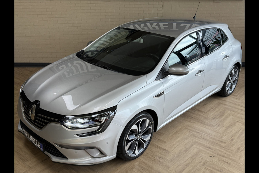 Renault Mégane 1.3 TCe 160TCe GT-Line | Navi | 18 inch | Led | Camera | Stoelverwarming | PDC V+A | Keurig nette en goed onderhouden Megane GT-Line Renault Mégane 1.3 TCe 160TCe GT-Line | Navi | 18 inch | Led | Camera | Stoelverwarming | PDC V+A | Keurig nette en goed onderhouden Megane GT-Line