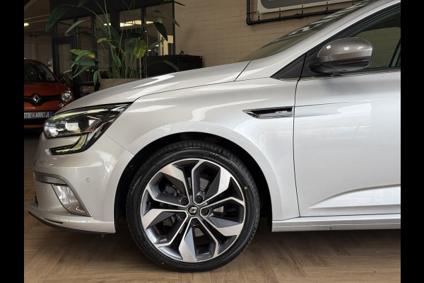 Renault Mégane 1.3 TCe 160TCe GT-Line | Navi | 18 inch | Led | Camera | Stoelverwarming | PDC V+A | Keurig nette en goed onderhouden Megane GT-Line Renault Mégane 1.3 TCe 160TCe GT-Line | Navi | 18 inch | Led | Camera | Stoelverwarming | PDC V+A | Keurig nette en goed onderhouden Megane GT-Line