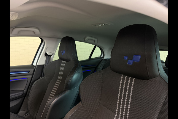 Renault Mégane 1.3 TCe 160TCe GT-Line | Navi | 18 inch | Led | Camera | Stoelverwarming | PDC V+A | Keurig nette en goed onderhouden Megane GT-Line Renault Mégane 1.3 TCe 160TCe GT-Line | Navi | 18 inch | Led | Camera | Stoelverwarming | PDC V+A | Keurig nette en goed onderhouden Megane GT-Line