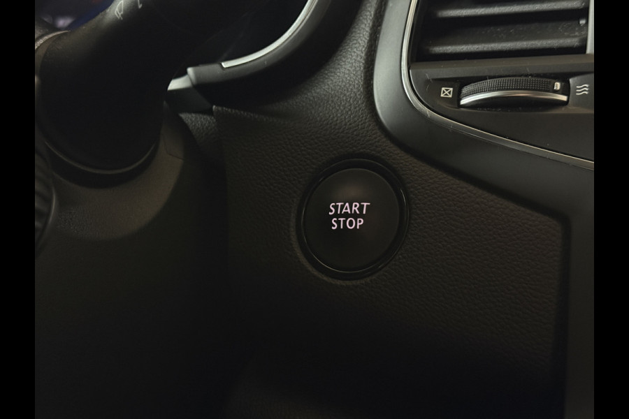 Renault Mégane 1.3 TCe 160TCe GT-Line | Navi | 18 inch | Led | Camera | Stoelverwarming | PDC V+A | Keurig nette en goed onderhouden Megane GT-Line Renault Mégane 1.3 TCe 160TCe GT-Line | Navi | 18 inch | Led | Camera | Stoelverwarming | PDC V+A | Keurig nette en goed onderhouden Megane GT-Line