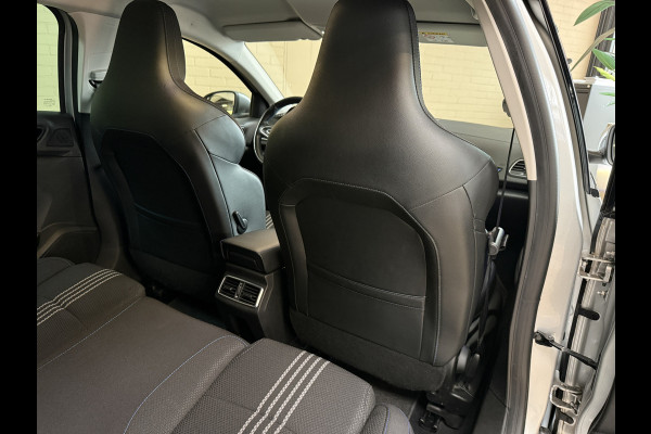 Renault Mégane 1.3 TCe 160TCe GT-Line | Navi | 18 inch | Led | Camera | Stoelverwarming | PDC V+A | Keurig nette en goed onderhouden Megane GT-Line Renault Mégane 1.3 TCe 160TCe GT-Line | Navi | 18 inch | Led | Camera | Stoelverwarming | PDC V+A | Keurig nette en goed onderhouden Megane GT-Line