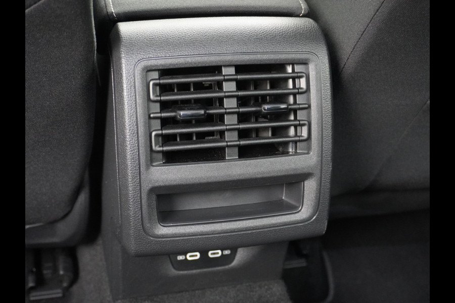 Volkswagen Golf T111PK NWE Model ! Adaptive-Cr. Navi* Apple Carplay Android Ecc Pdc Virtual Cockpit Life Led Lmv 17" Privacy Glas Bluetooth Keyless Origineel Nederlandse Auto