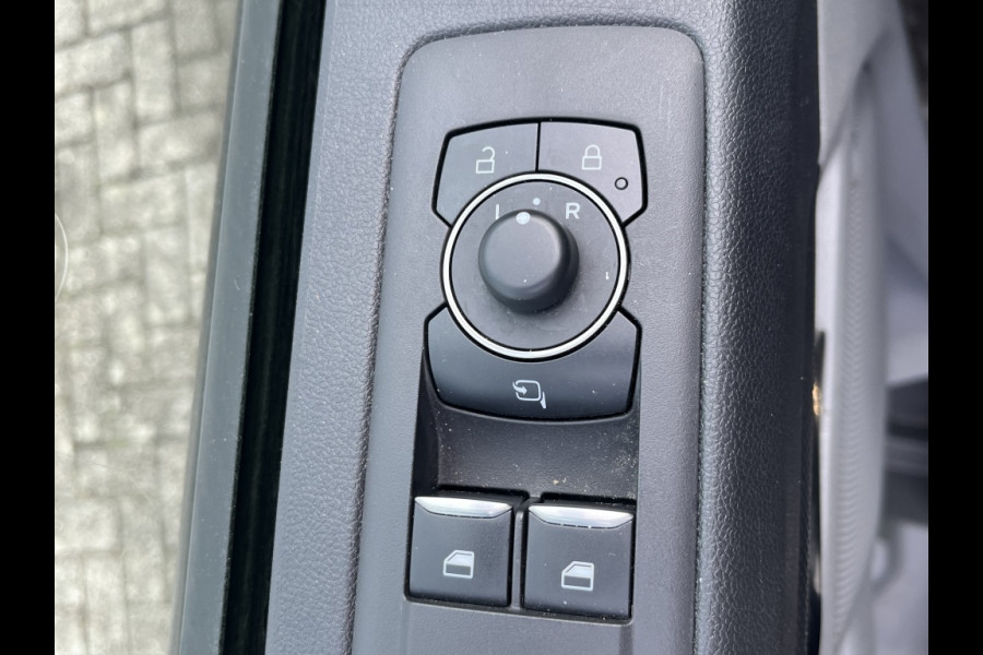 Ford Transit Custom 320 2.0 TDCI L2H1 Limited TREKHAAK! NAVIGATIE!