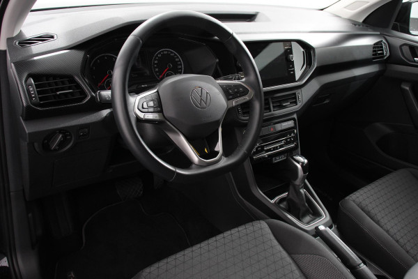 Volkswagen T-Cross 1.0 TSI 110pk DSG Life Volkswagen T-Cross 1.0 TSI DSG Life | Navigatie | Adaptive Cruise Control | Lane/Side Assist | Camera | Lichtmetalen Velgen | DAB | Stoelverwarming | Volkswagen T-Cross 1.0 TSI 110pk DSG Life Volkswagen T-Cross 1.0 TSI DSG Life | Navigatie | Adaptive Cruise Control | Lane/Side Assist | Camera | Lichtmetalen Velgen | DAB | Stoelverwarming |