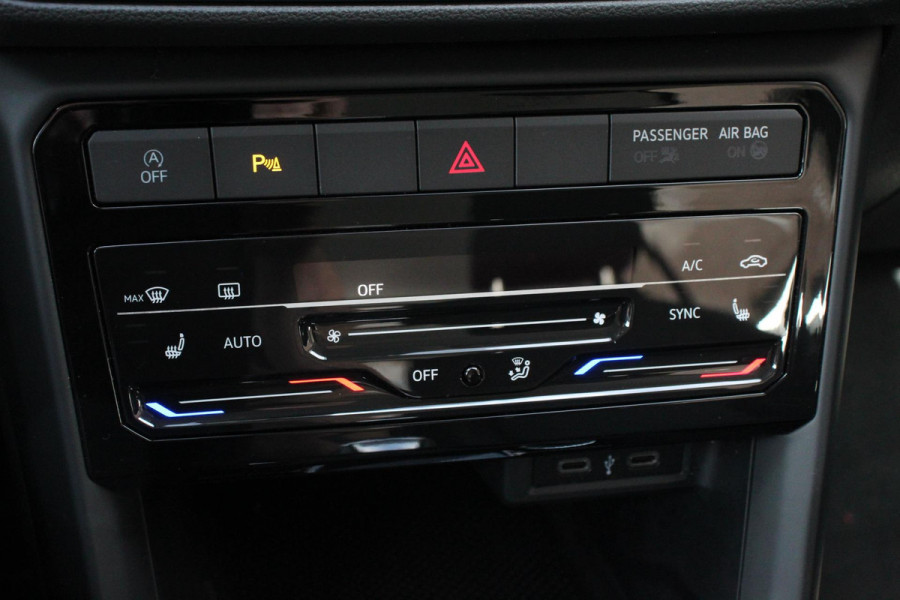 Volkswagen T-Cross 1.0 TSI 110pk DSG Life Volkswagen T-Cross 1.0 TSI DSG Life | Navigatie | Adaptive Cruise Control | Lane/Side Assist | Camera | Lichtmetalen Velgen | DAB | Stoelverwarming | Volkswagen T-Cross 1.0 TSI 110pk DSG Life Volkswagen T-Cross 1.0 TSI DSG Life | Navigatie | Adaptive Cruise Control | Lane/Side Assist | Camera | Lichtmetalen Velgen | DAB | Stoelverwarming |