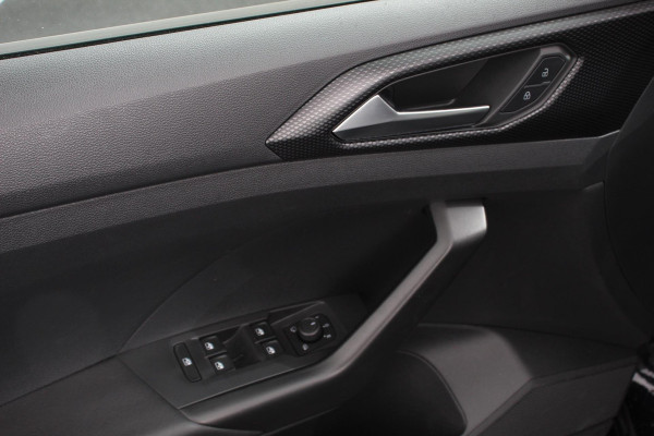 Volkswagen T-Cross 1.0 TSI 110pk DSG Life Volkswagen T-Cross 1.0 TSI DSG Life | Navigatie | Adaptive Cruise Control | Lane/Side Assist | Camera | Lichtmetalen Velgen | DAB | Stoelverwarming | Volkswagen T-Cross 1.0 TSI 110pk DSG Life Volkswagen T-Cross 1.0 TSI DSG Life | Navigatie | Adaptive Cruise Control | Lane/Side Assist | Camera | Lichtmetalen Velgen | DAB | Stoelverwarming |