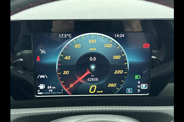 Mercedes-Benz A-Klasse 250 Premium Plus AMG-Line (Dealer OnderH, Panorama, Sfeerverlichting, Camera, StoelV, PDC V+A, Etc) Mercedes-Benz A-Klasse 250 Premium Plus AMG-Line (Dealer OnderH, Panorama, Sfeerverlichting, Camera, StoelV, PDC V+A, Etc)