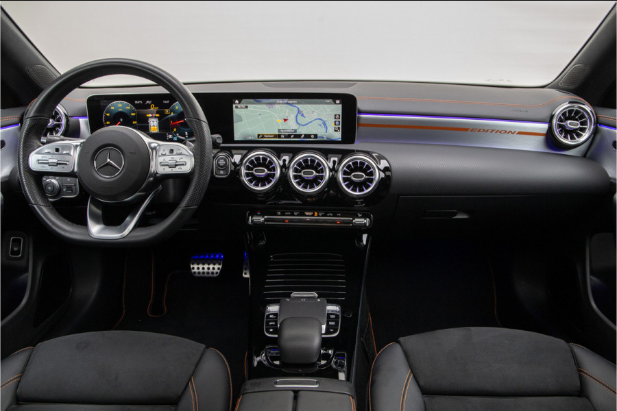 Mercedes-Benz CLA-Klasse Shooting Brake 200 AMG Premium Orange Art Edition, Pano, Widescreen, Distronic 2020 Mercedes-Benz CLA-Klasse Shooting Brake 200 AMG Premium Orange Art Edition, Pano, Widescreen, Distronic 2020