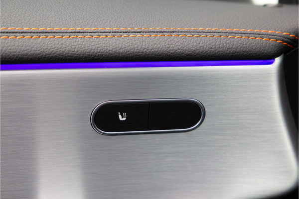 Mercedes-Benz CLA-Klasse Shooting Brake 200 AMG Premium Orange Art Edition, Pano, Widescreen, Distronic 2020 Mercedes-Benz CLA-Klasse Shooting Brake 200 AMG Premium Orange Art Edition, Pano, Widescreen, Distronic 2020