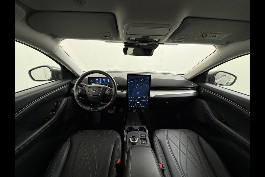 Ford Mustang Mach-E Extended RWD 98kWh 301PK SOH 95.5% Leer Long Range Adaptive Cruise Stop&Go Apple Carplay Android Auto 360°Camera Active B Stoel+Stuurverwarming Ecc Elektr.Achterklep Driver Alert Warning Keyless Origineel Nederlandse Auto €56.476- nieuw, Batterijgarantie 8 jaar of 160.000km vanaf nieuw