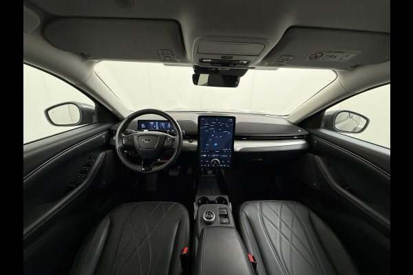 Ford Mustang Mach-E Extended RWD 98kWh 301PK SOH 95.5% Leer Long Range Adaptive Cruise Stop&Go Apple Carplay Android Auto 360°Camera Active B Stoel+Stuurverwarming Ecc Elektr.Achterklep Driver Alert Warning Keyless Origineel Nederlandse Auto €56.476- nieuw, Batterijgarantie 8 jaar of 160.000km vanaf nieuw