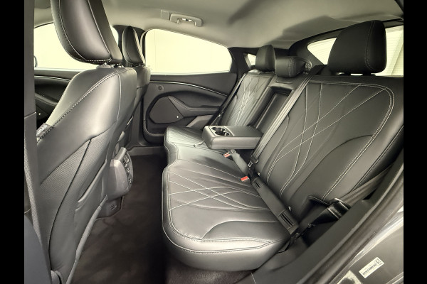 Ford Mustang Mach-E Extended RWD 98kWh 301PK SOH 95.5% Leer Long Range Adaptive Cruise Stop&Go Apple Carplay Android Auto 360°Camera Active B Stoel+Stuurverwarming Ecc Elektr.Achterklep Driver Alert Warning Keyless Origineel Nederlandse Auto €56.476- nieuw, Batterijgarantie 8 jaar of 160.000km vanaf nieuw