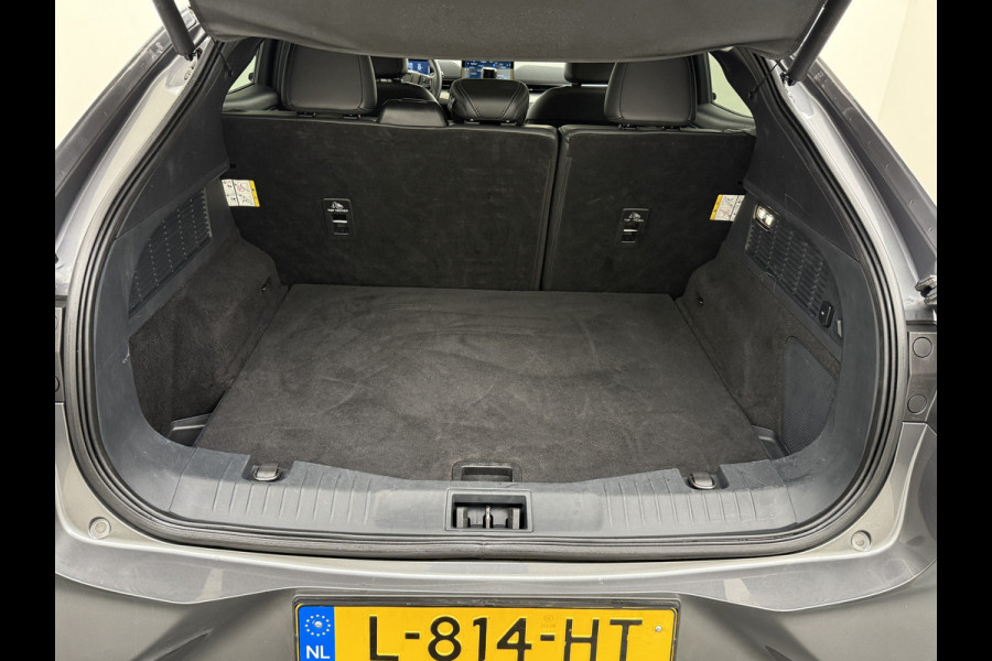Ford Mustang Mach-E Extended RWD 98kWh 301PK SOH 95.5% Leer Long Range Adaptive Cruise Stop&Go Apple Carplay Android Auto 360°Camera Active B Stoel+Stuurverwarming Ecc Elektr.Achterklep Driver Alert Warning Keyless Origineel Nederlandse Auto €56.476- nieuw, Batterijgarantie 8 jaar of 160.000km vanaf nieuw