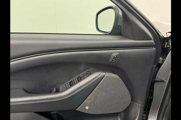 Ford Mustang Mach-E Extended RWD 98kWh 301PK SOH 95.5% Leer Long Range Adaptive Cruise Stop&Go Apple Carplay Android Auto 360°Camera Active B Stoel+Stuurverwarming Ecc Elektr.Achterklep Driver Alert Warning Keyless Origineel Nederlandse Auto €56.476- nieuw, Batterijgarantie 8 jaar of 160.000km vanaf nieuw