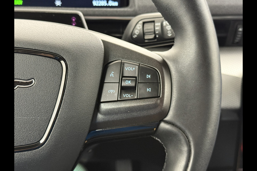 Ford Mustang Mach-E Extended RWD 98kWh 301PK SOH 95.5% Leer Long Range Adaptive Cruise Stop&Go Apple Carplay Android Auto 360°Camera Active B Stoel+Stuurverwarming Ecc Elektr.Achterklep Driver Alert Warning Keyless Origineel Nederlandse Auto €56.476- nieuw, Batterijgarantie 8 jaar of 160.000km vanaf nieuw