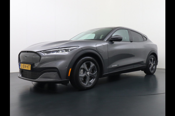 Ford Mustang Mach-E Extended RWD 98kWh 301PK SOH 95.5% Leer Long Range Adaptive Cruise Stop&Go Apple Carplay Android Auto 360°Camera Active B Stoel+Stuurverwarming Ecc Elektr.Achterklep Driver Alert Warning Keyless Origineel Nederlandse Auto €56.476- nieuw, Batterijgarantie 8 jaar of 160.000km vanaf nieuw