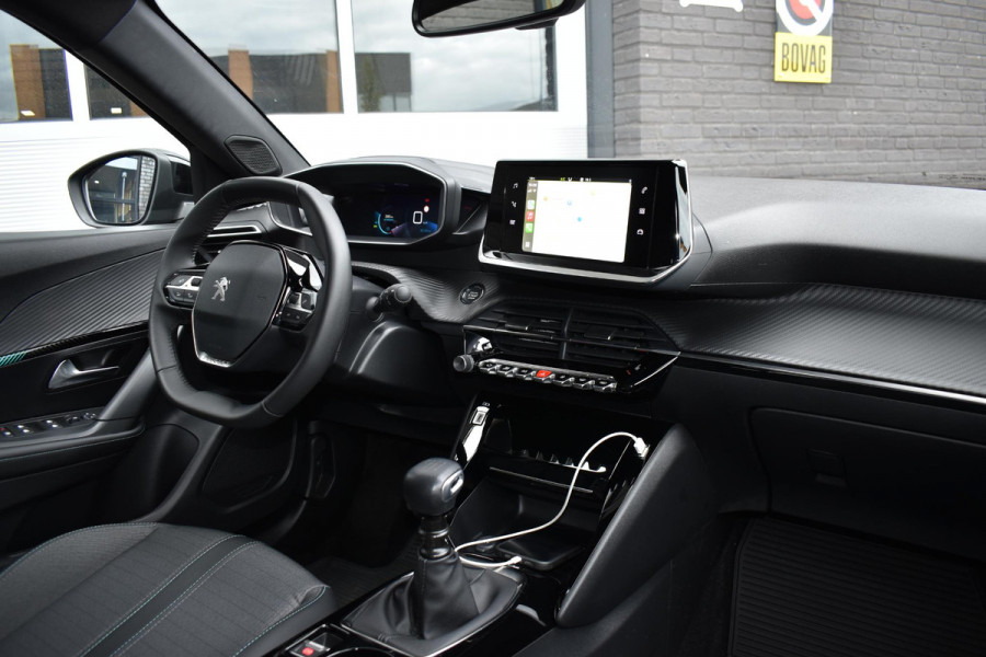 Peugeot 2008 1.2 PureTech 130PK Allure Pack | LED | Camera | Carplay | Stoelverw. | Incl. garantie