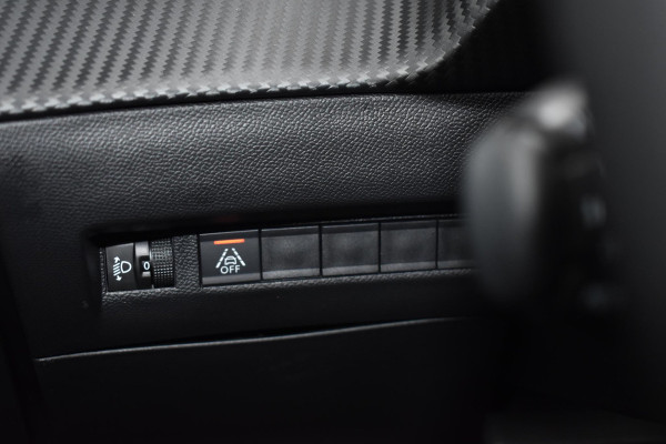 Peugeot 2008 1.2 PureTech 130PK Allure Pack | LED | Camera | Carplay | Stoelverw. | Incl. garantie
