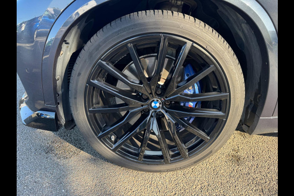 BMW X5 XDrive45e High Executive H&K Skylounge Panorama MAXTON Laser BMW X5 XDrive45e High Executive H&K Skylounge Panorama MAXTON Laser