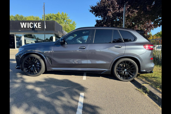 BMW X5 XDrive45e High Executive H&K Skylounge Panorama MAXTON Laser BMW X5 XDrive45e High Executive H&K Skylounge Panorama MAXTON Laser